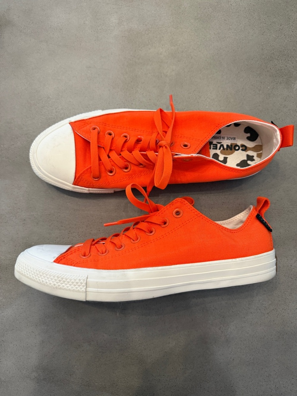 😎 Converse Orange Low-Top Canvas Sneakers with White Toe Cap